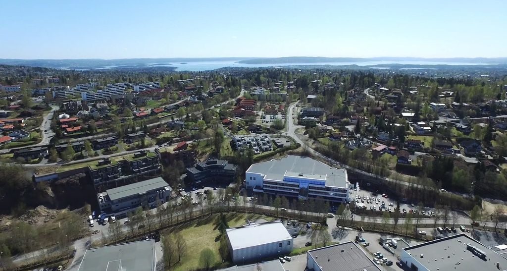 Østerås Bilsenter, Mazda, Grini Næringspark, Østerås