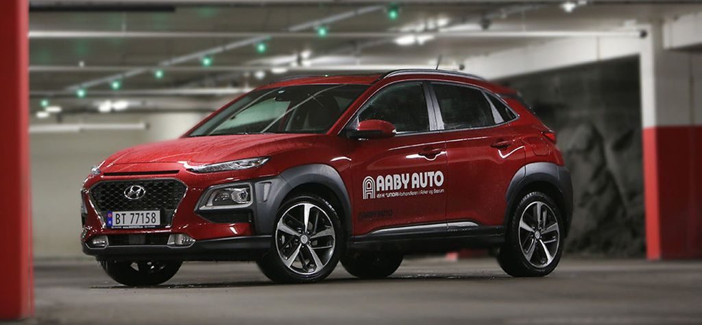 Nye Hyundai Kona med stor bensinmotor og automatgir.