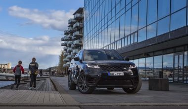 Velar hybrid i nabolag
